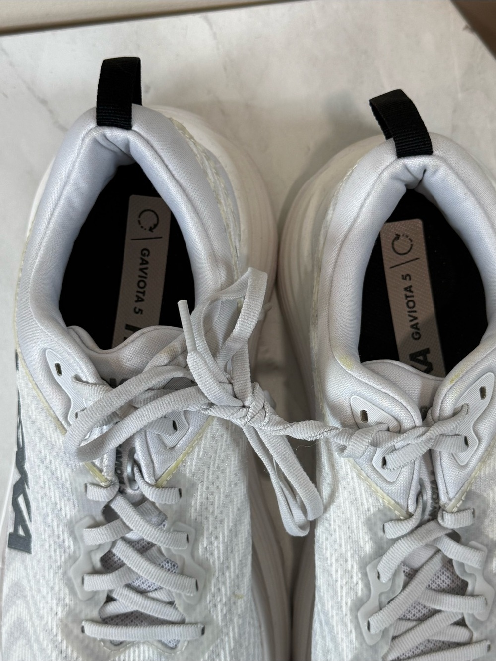 🔥Hoka Light Gray and White Women's Running Shoes Size 9.5 EC🔥 - Picture 4 of 5